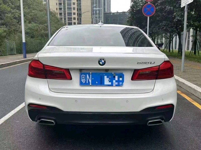 深圳17年宝马5系8