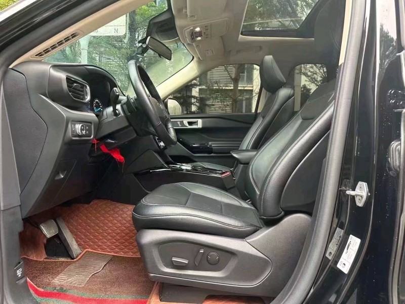 深圳21年福特探险者3