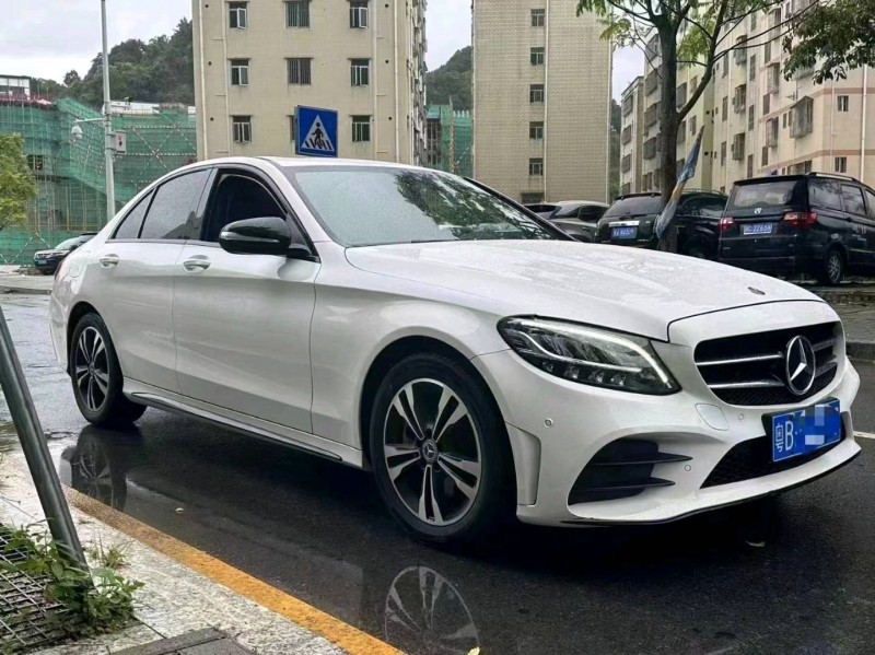 深圳19年奔驰C2