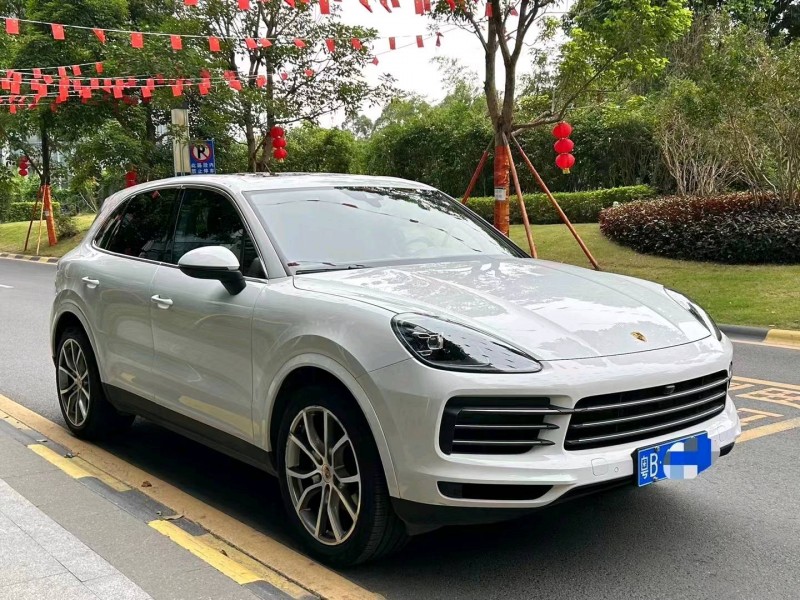 深圳19年保时捷卡宴2