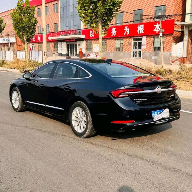 枣庄20年别克君越6