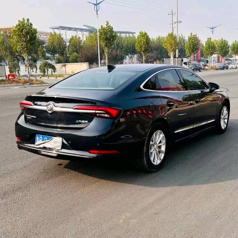 枣庄20年别克君越8