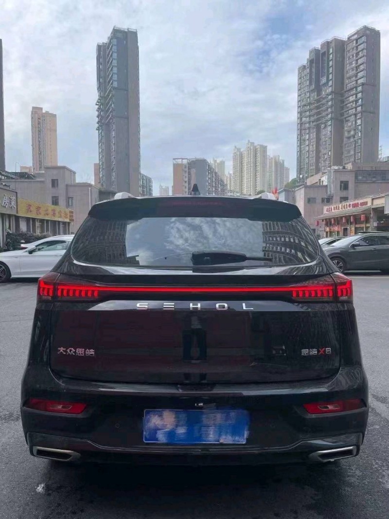 宜昌23年江淮思皓X63