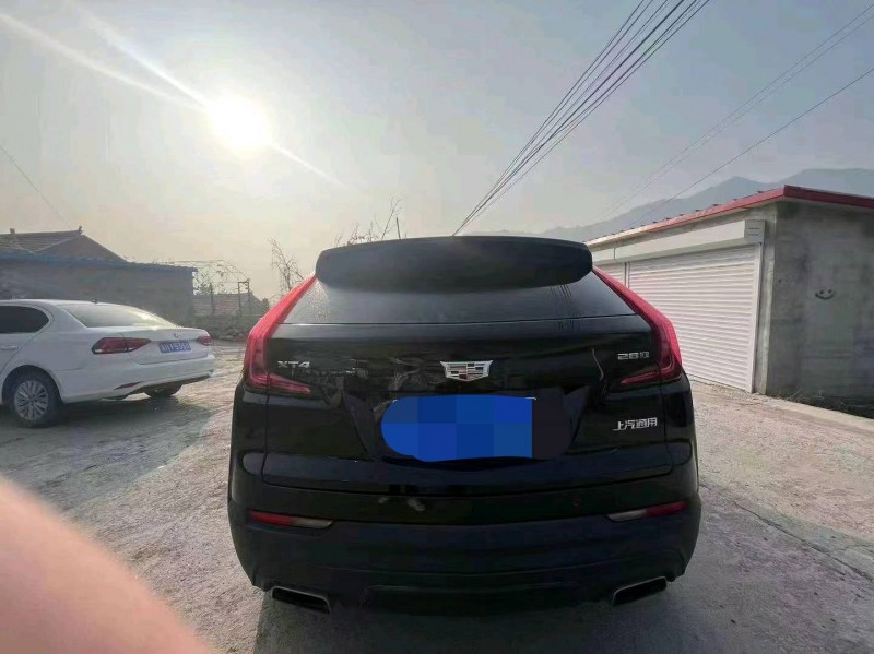 邢台20年凯迪拉克XT44