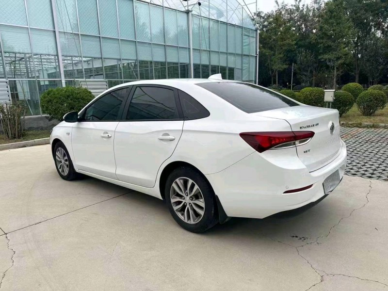 枣庄20年别克英朗GT4