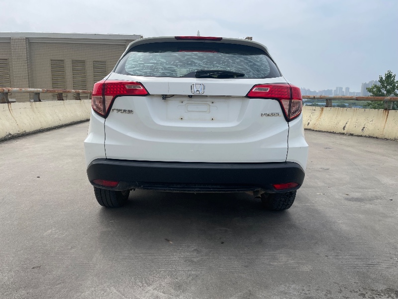 武汉18年本田缤智2