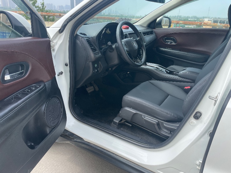 武汉18年本田缤智9