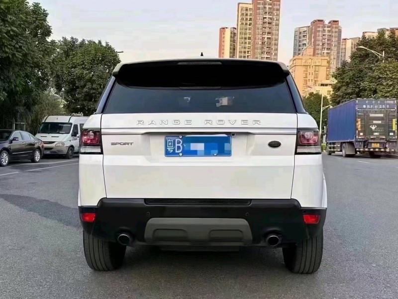 深圳18年路虎揽胜运动9