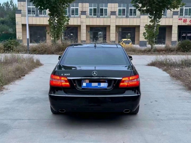 枣庄09年奔驰E5