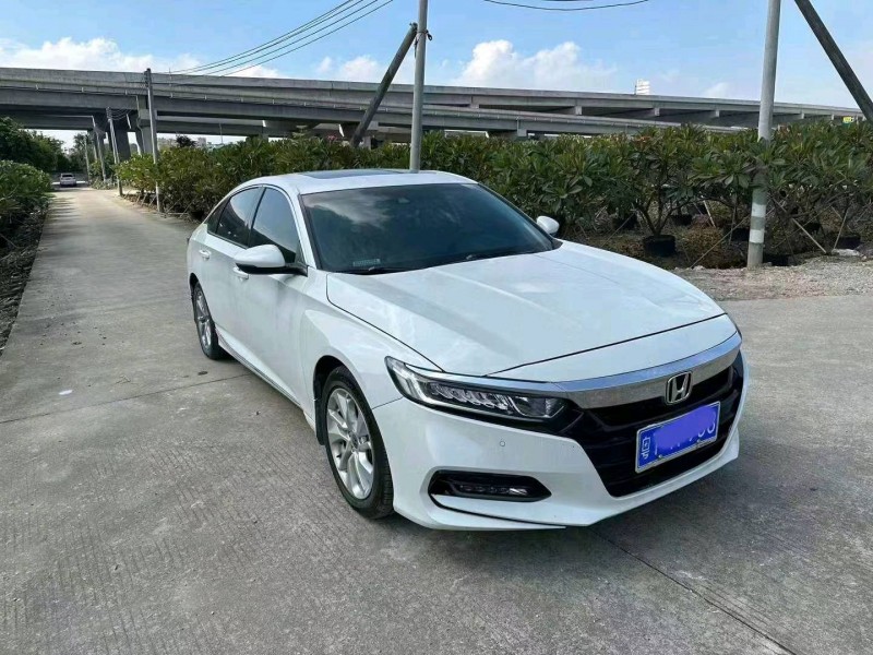 珠海19年本田雅阁2