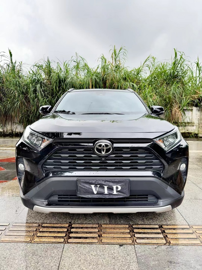东莞21年丰田RAV4荣放1