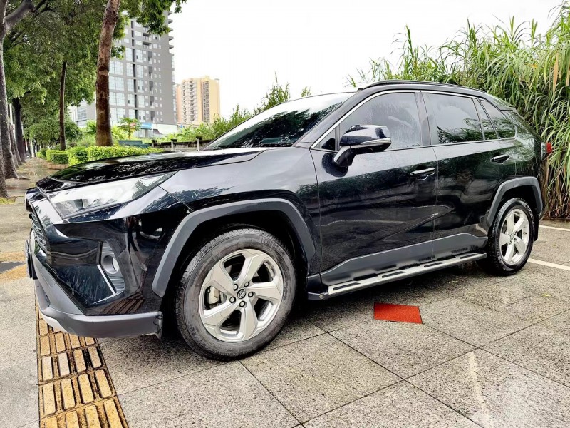 东莞21年丰田RAV4荣放2