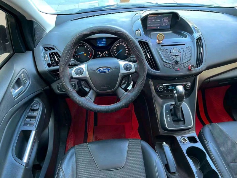 深圳14年福特翼虎3