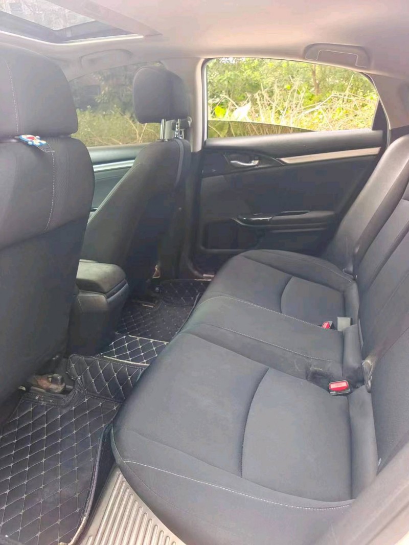 珠海17年本田思域7