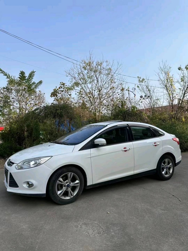 枣庄13年福特福克斯2