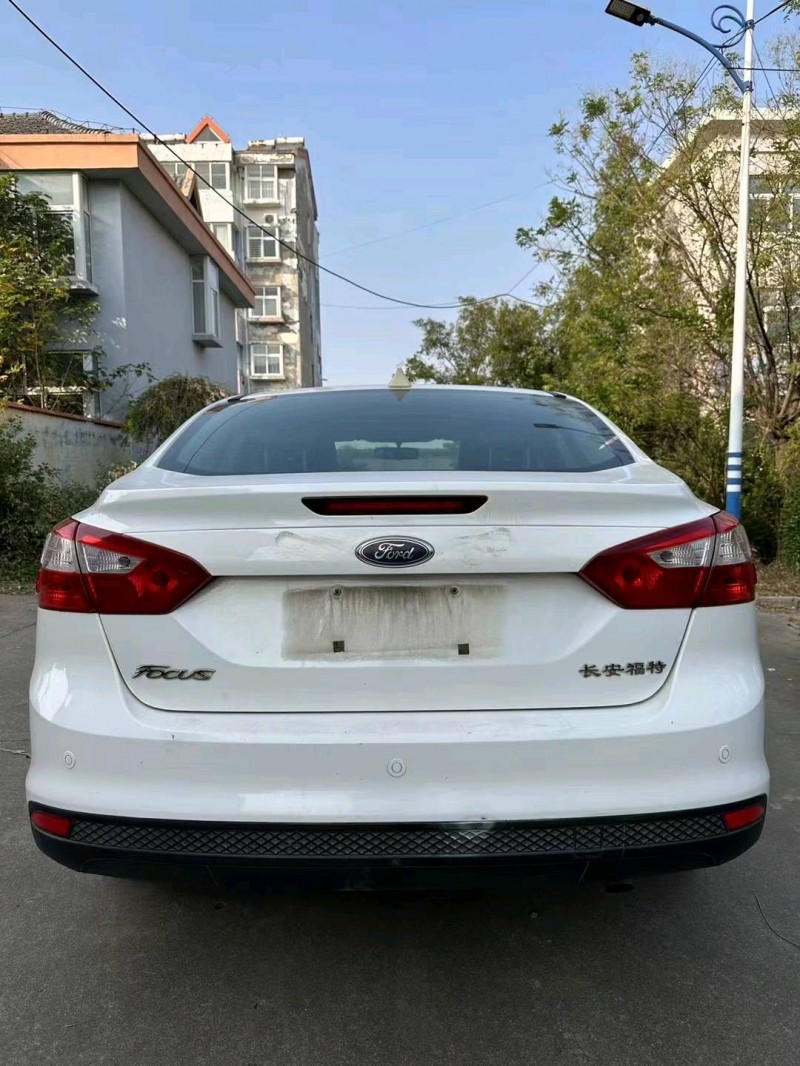 枣庄13年福特福克斯4