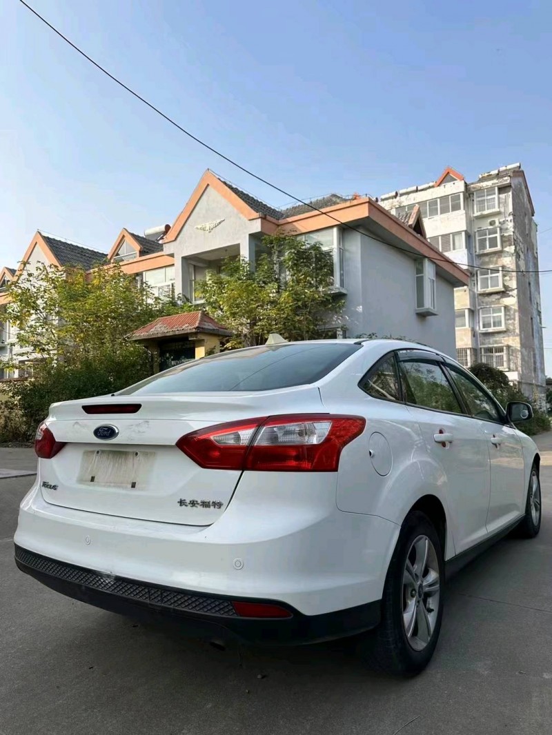 枣庄13年福特福克斯5