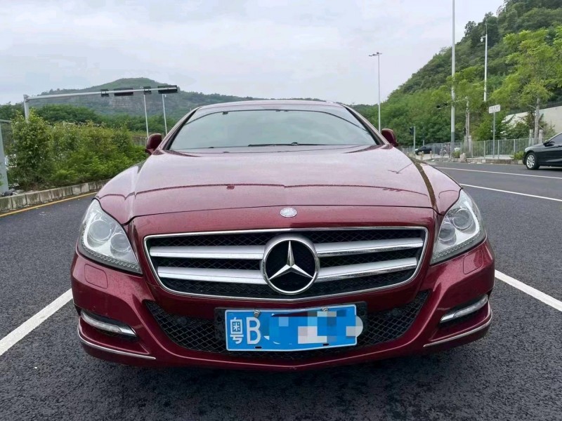 深圳13年奔驰CLS1