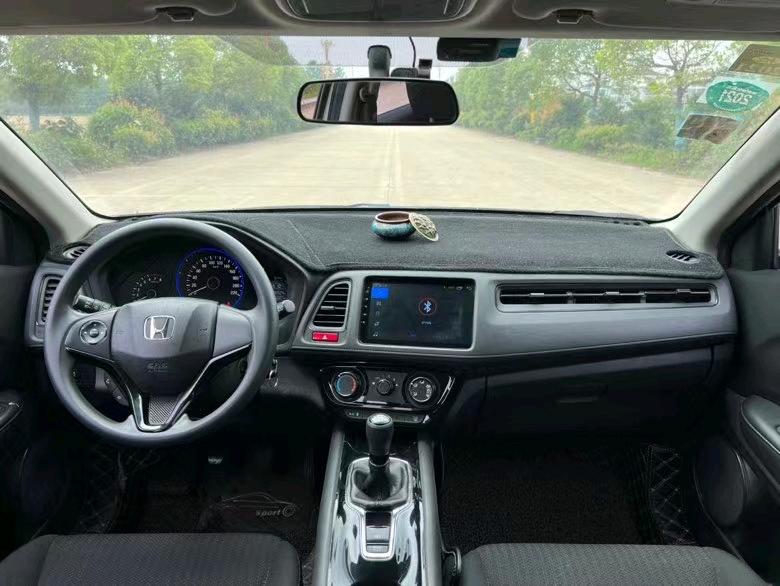 盐城17年本田缤智8