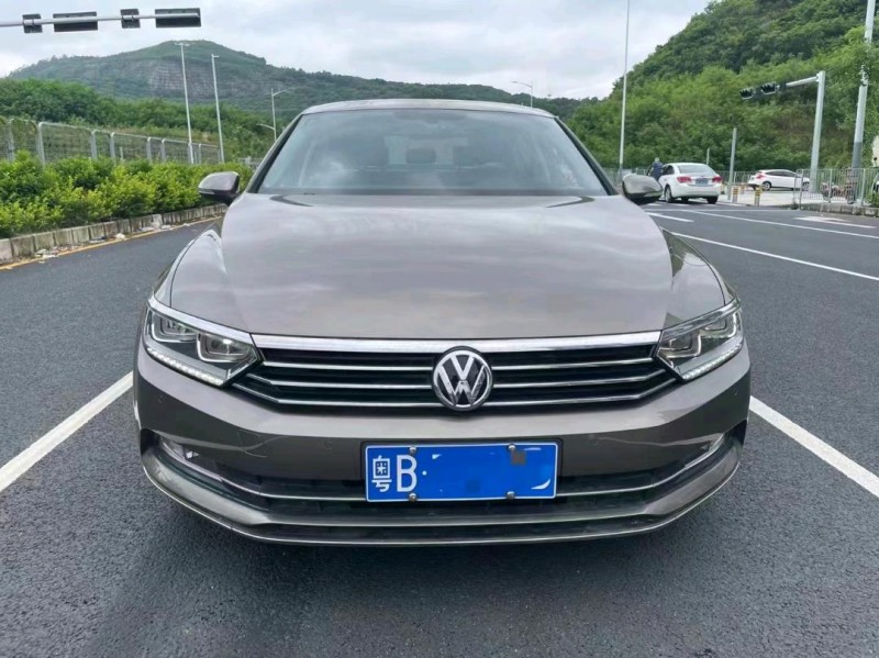 深圳18年大众迈腾2
