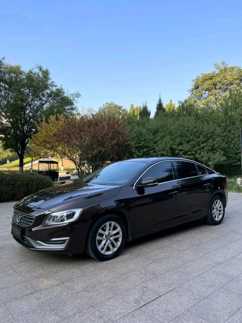 邢台17年沃尔沃S60L2