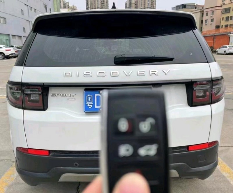 广州21年路虎发现9