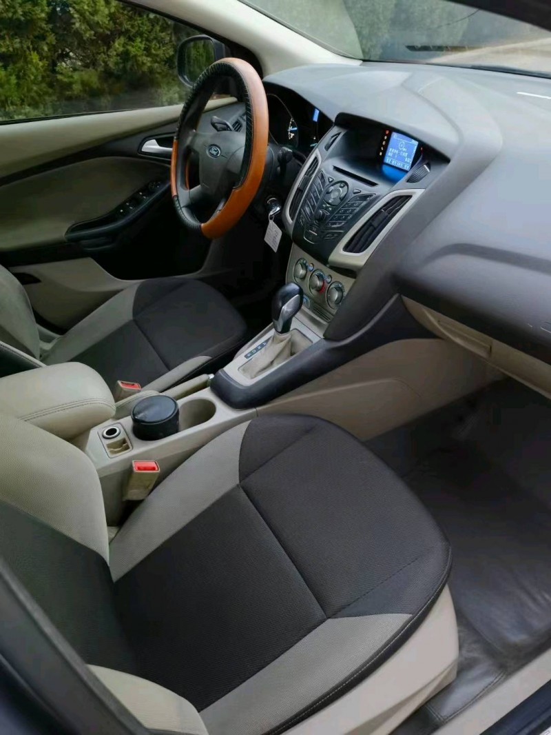 枣庄12年福特福克斯9