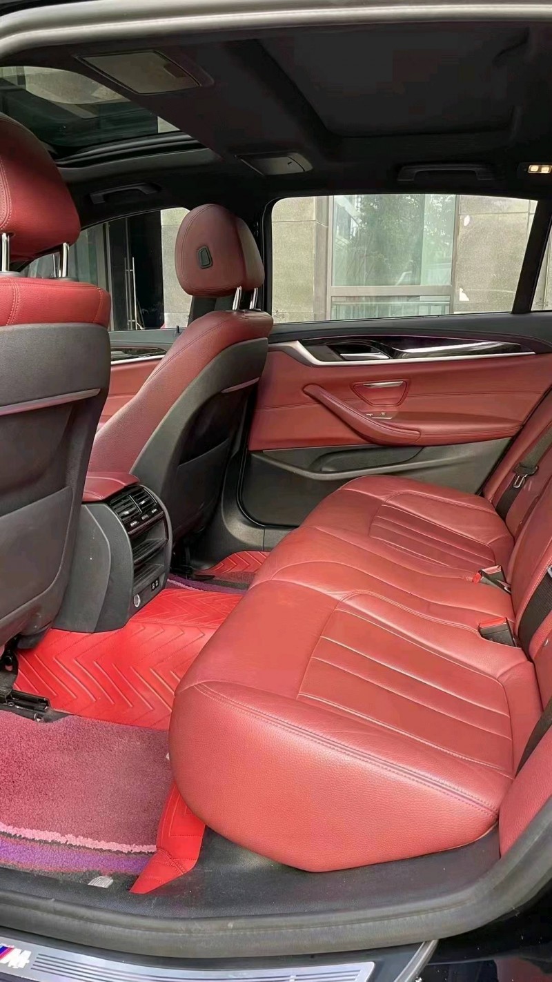 成都20年宝马5系7