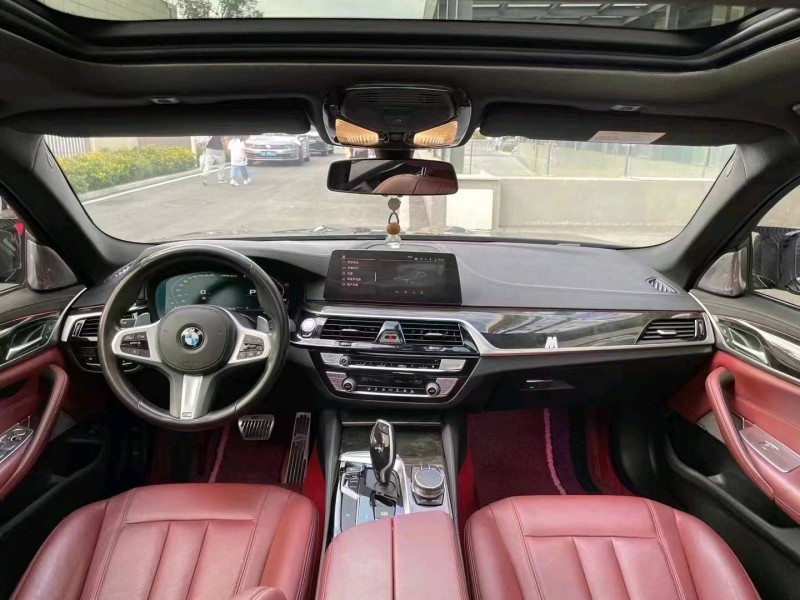 成都20年宝马5系9