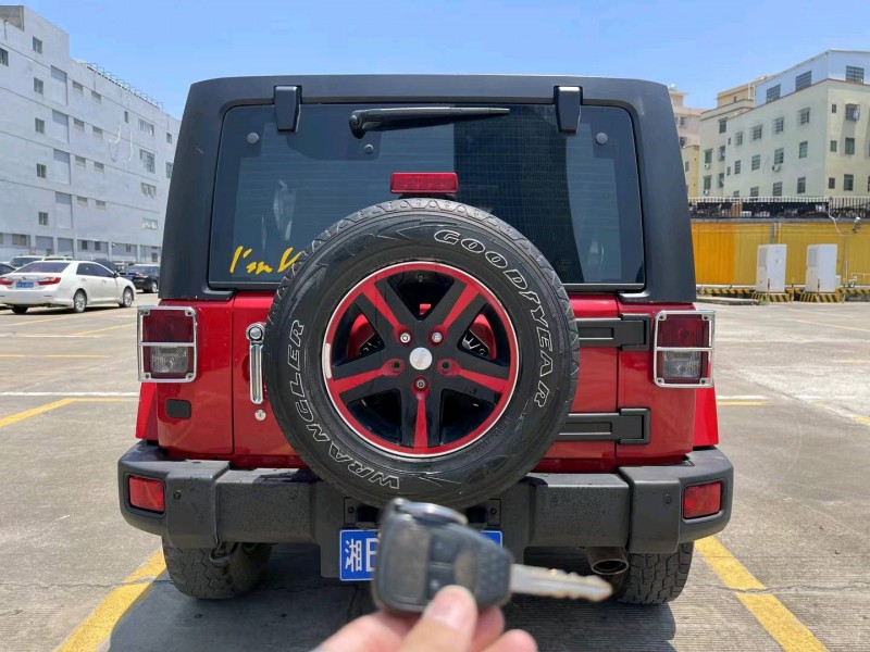 广州12年Jeep牧马人9