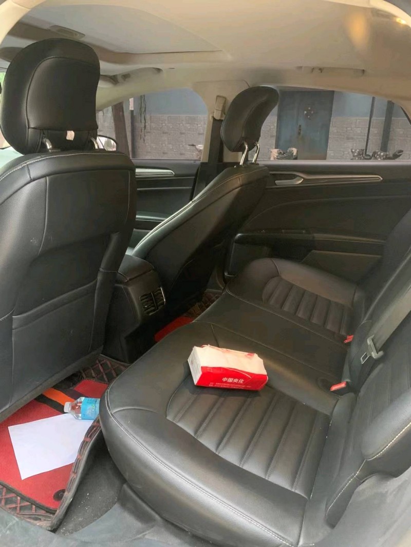 保定20年福特蒙迪欧7