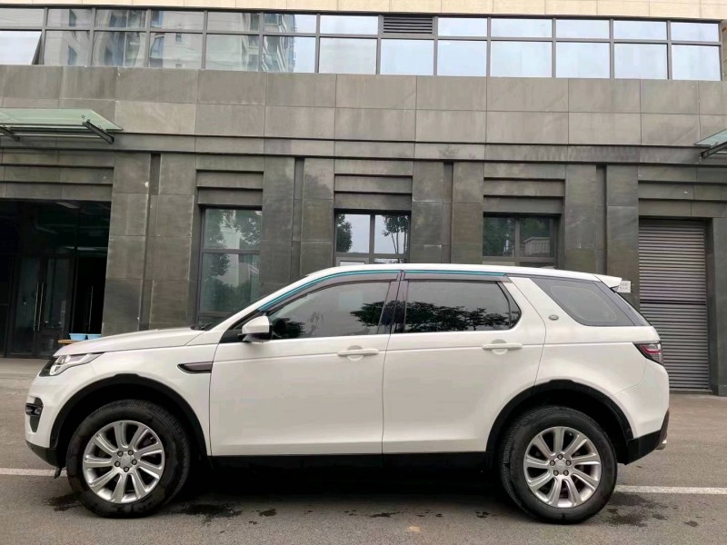 成都19年路虎发现神行3