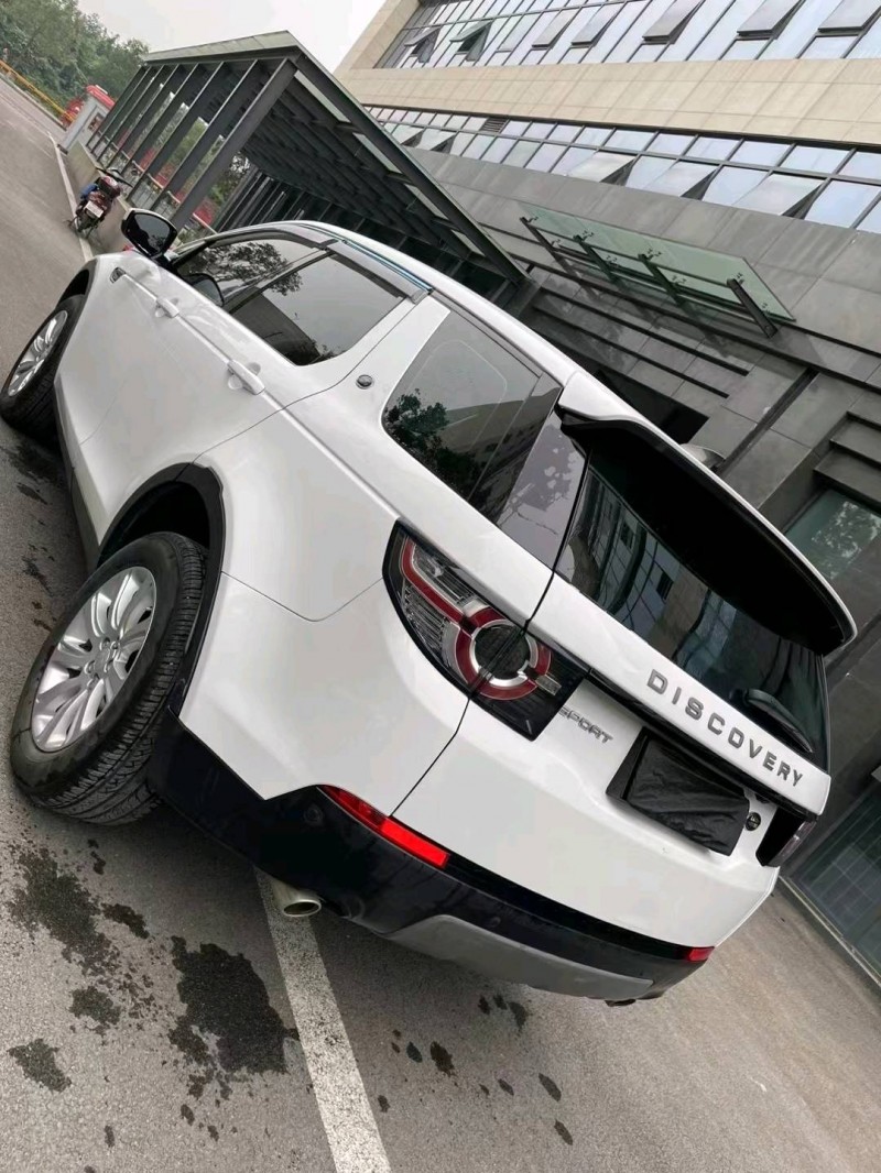 成都19年路虎发现神行4