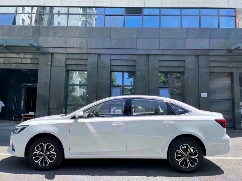 成都23年荣威i63