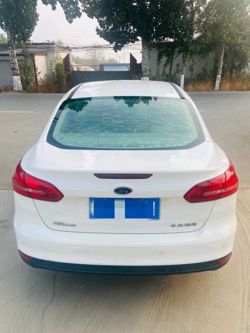 保定17年福特福克斯9