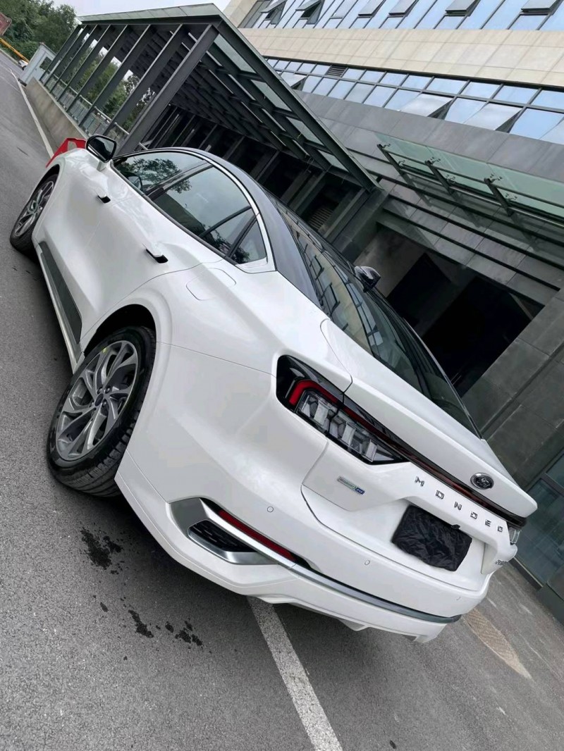 成都23年福特蒙迪欧4