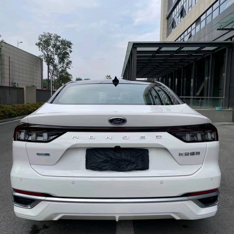 成都23年福特蒙迪欧5