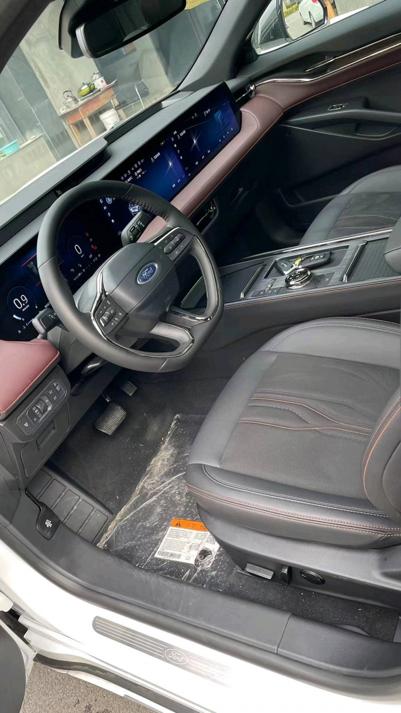 成都23年福特蒙迪欧6