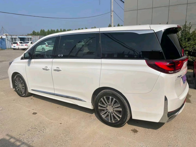 保定22年传祺M84