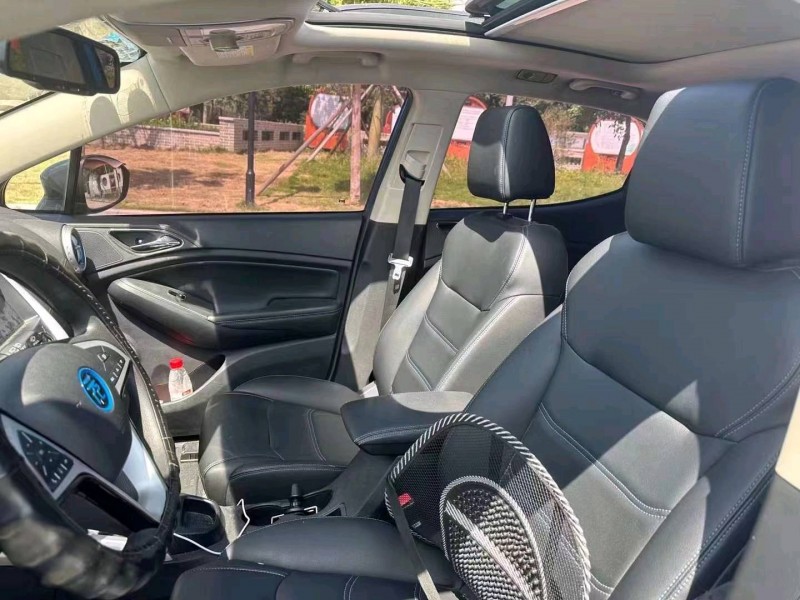 珠海19年比亚迪元4