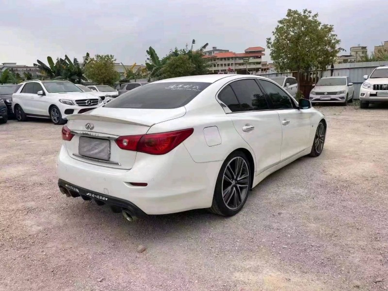 汕头14年英菲尼迪Q50S7