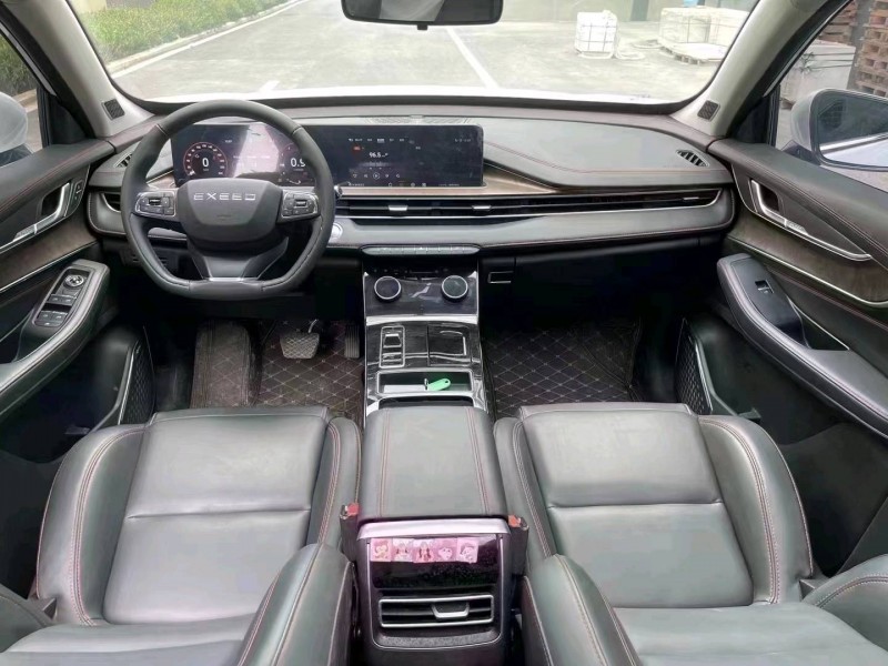 成都21年奇瑞星途9