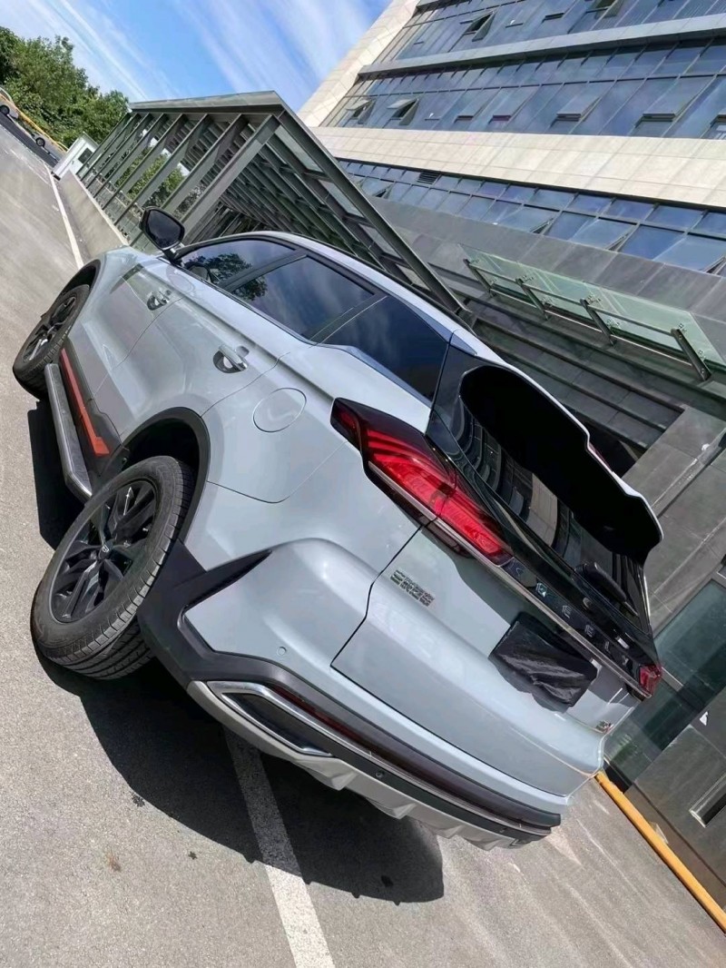 成都22年吉利博越6