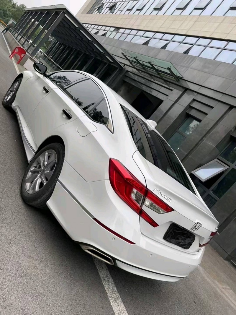 成都21年本田雅阁6
