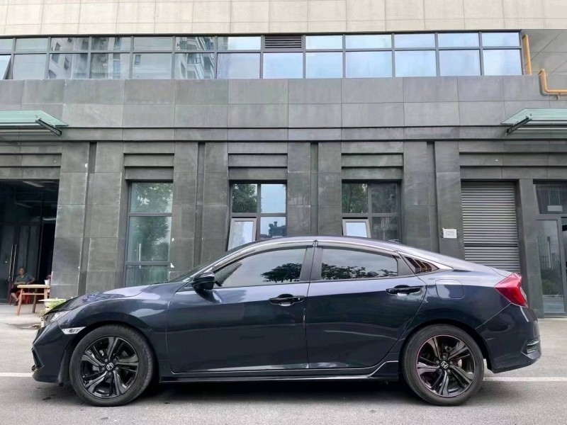 成都20年本田思域3