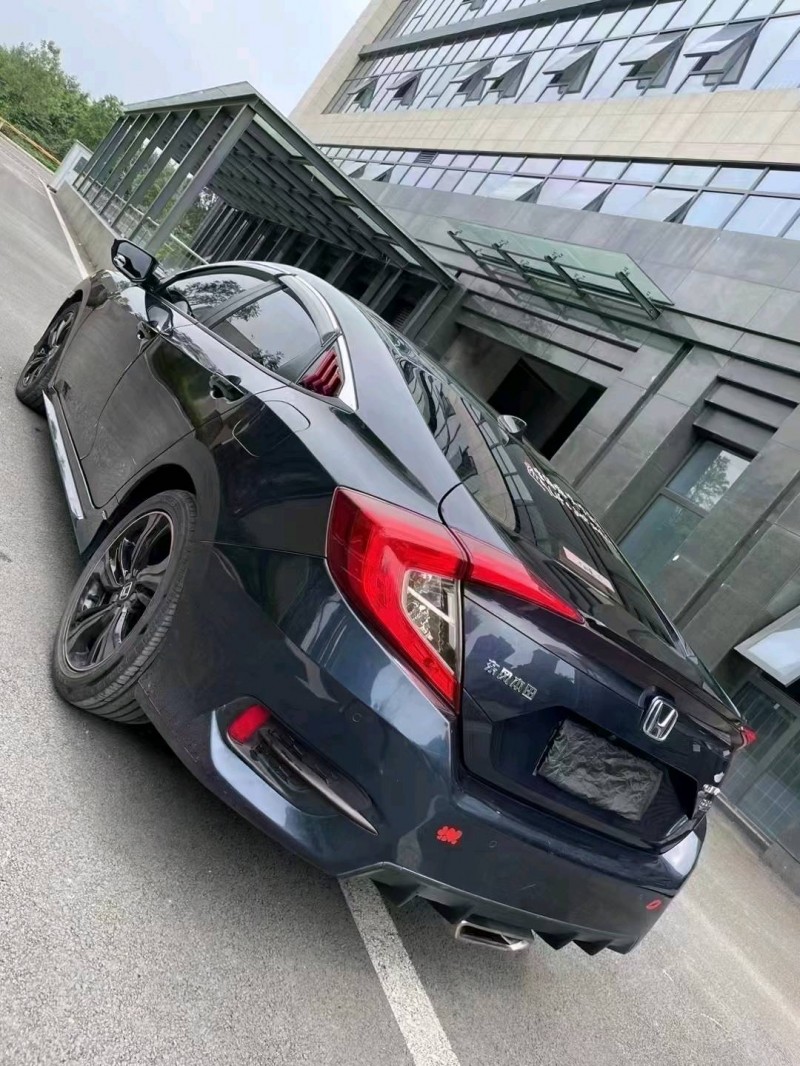 成都20年本田思域6