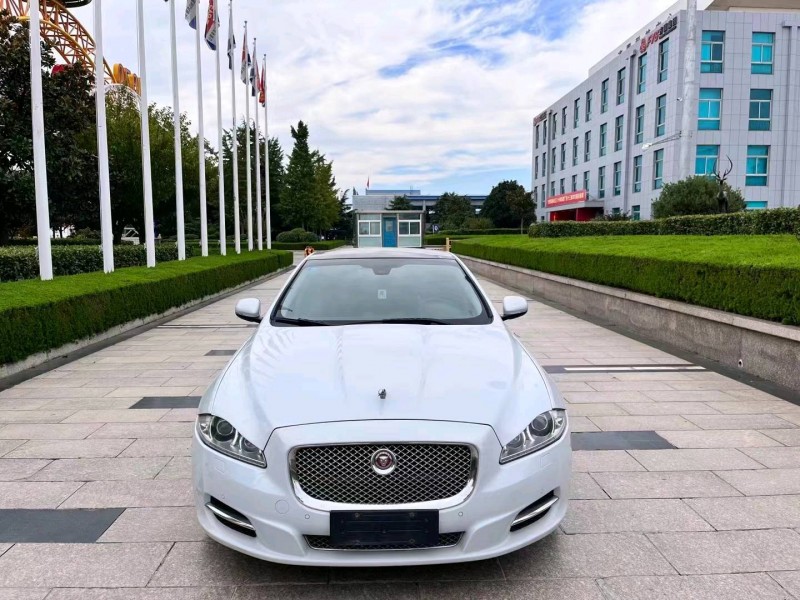 东营16年捷豹XJL1
