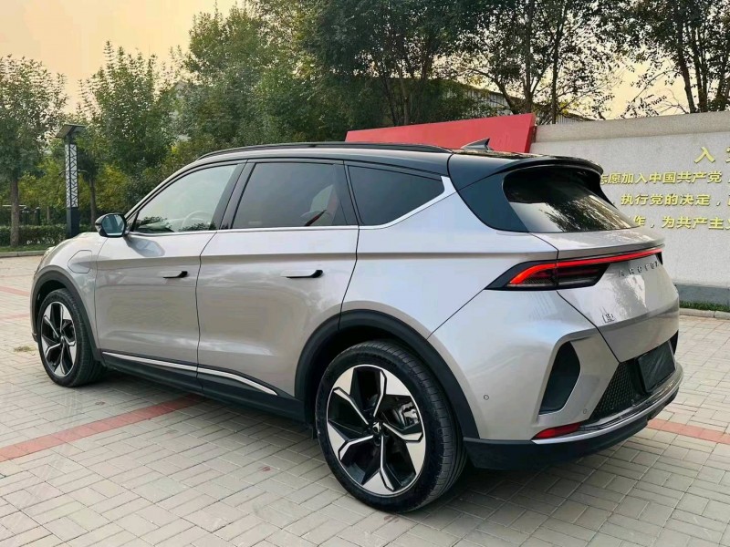 天津23年極狐汽車阿爾法7
