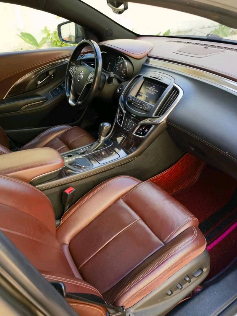 枣庄15年别克君越4