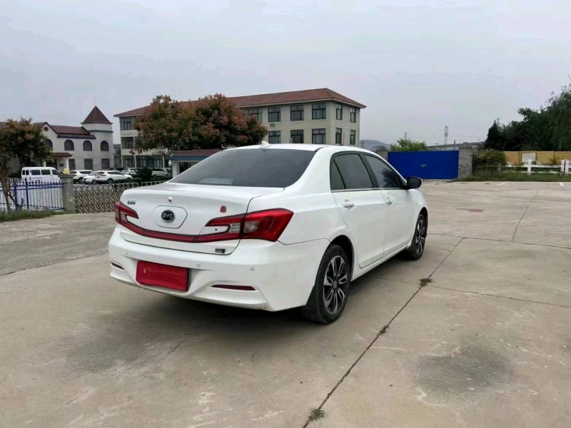 常州16年比亚迪秦7